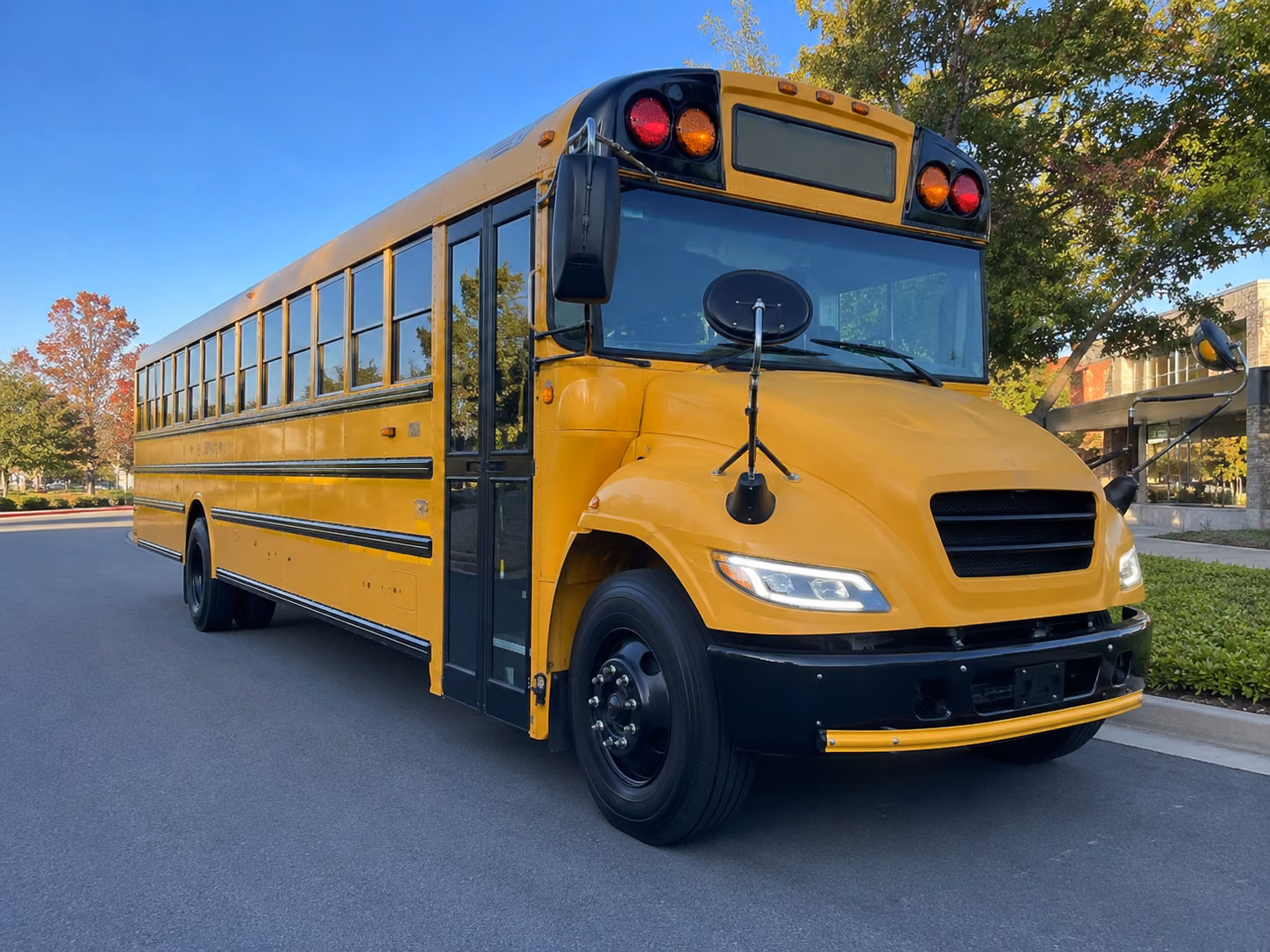 school buses for science center and nature field trips near vacaville