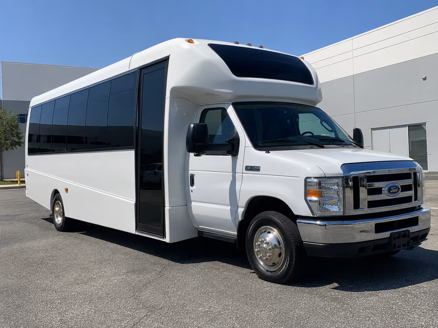 secure transportation for your next airport transfer 3