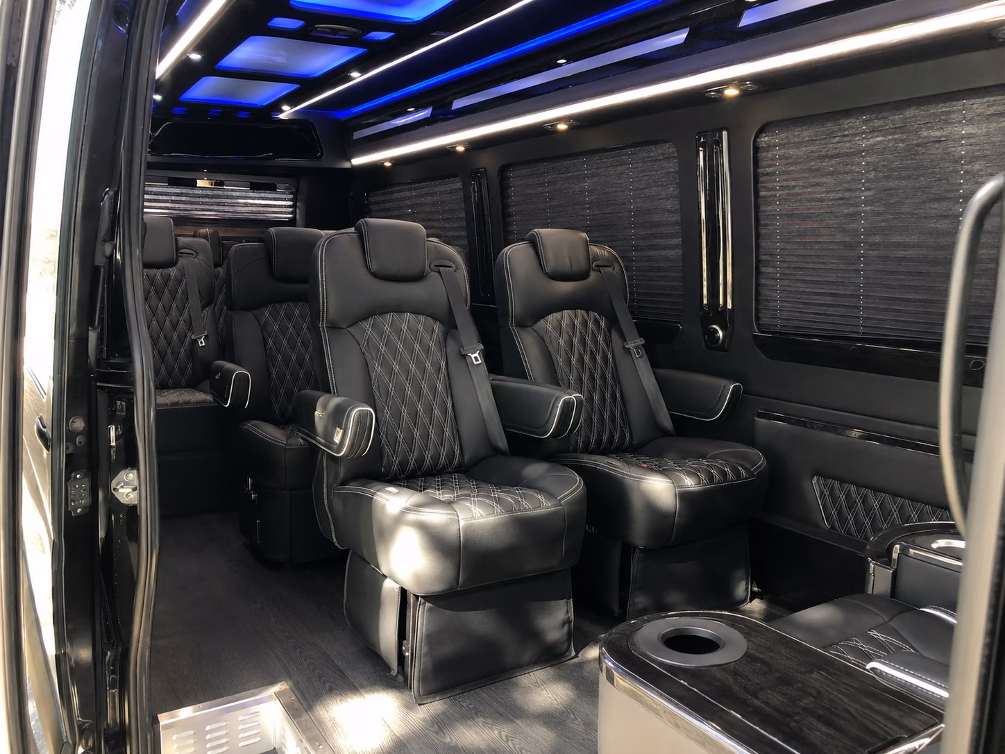 secure transportation for your next bachelor or bachelorette party 1