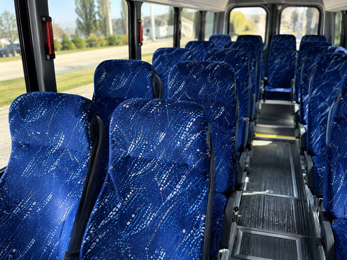 secure transportation for your next prom 1
